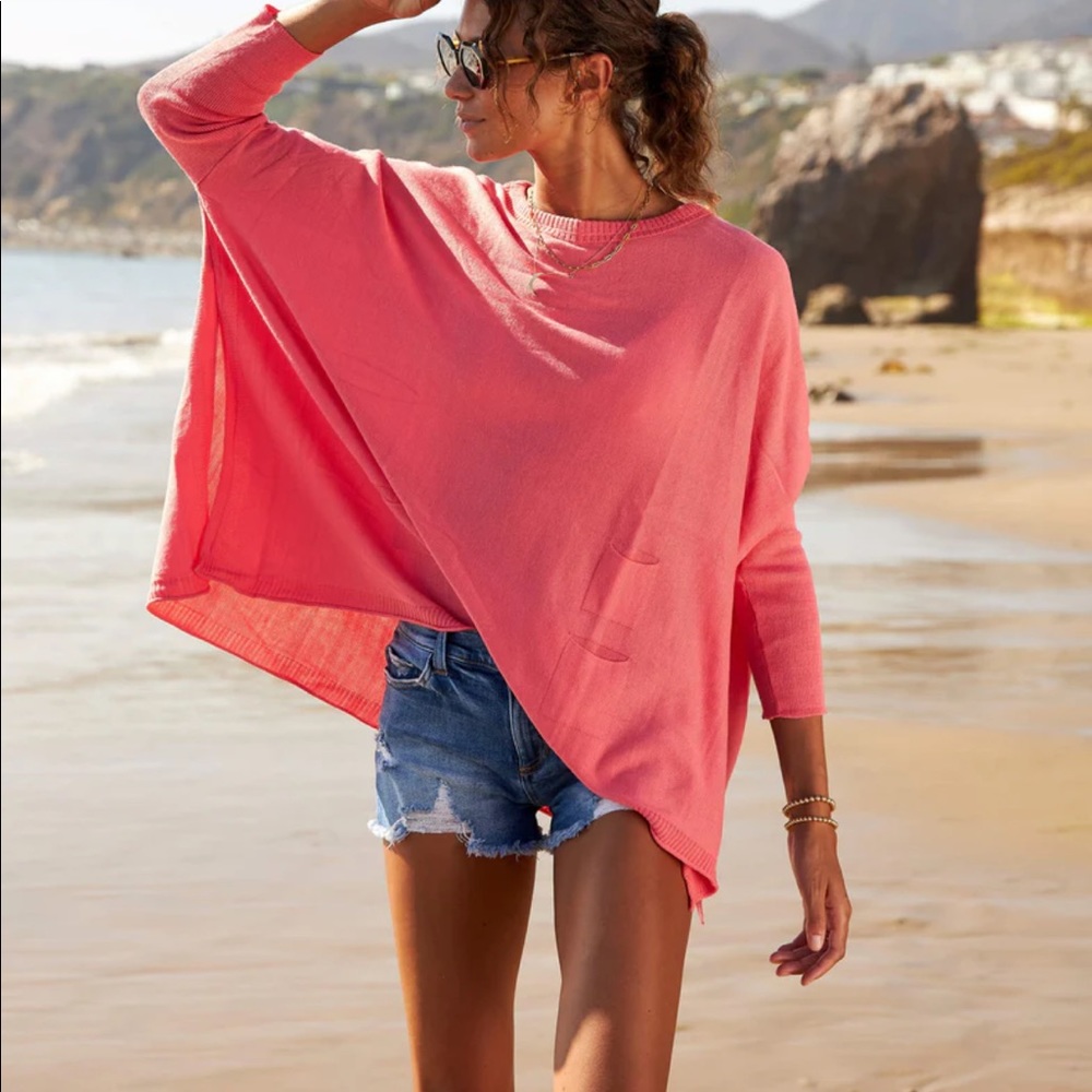 Mer-Sea Catalina Sweater Brand New - coral Color 
Size S/M